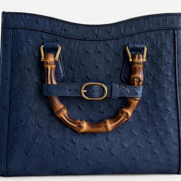 Ultra-rare limited-edition Gucci Ostrich Skin Bamboo Tote - Picture 3 of 17
